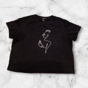 Forever 21+ Black Graphic T-Shirt with Pearls Design. Size 3X